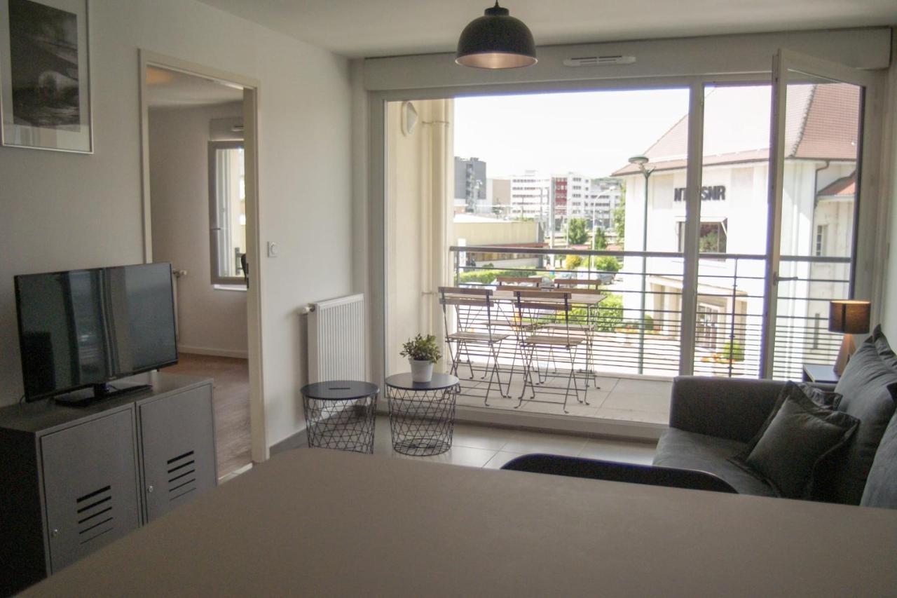 Villa Camilia - 2 Rooms Balcony Garage In Downtown アヌシー エクステリア 写真